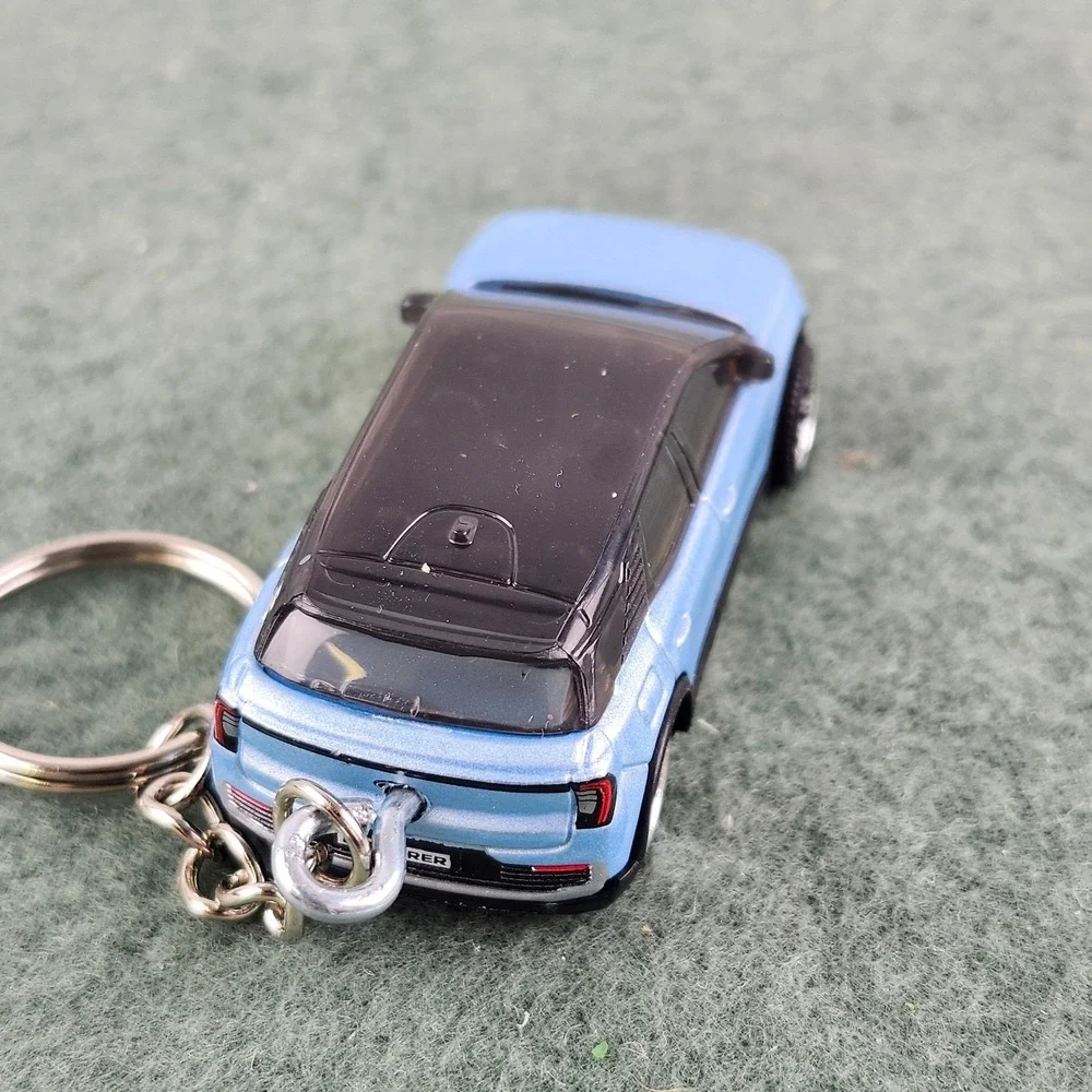 Matchbox - 2025 Mainline 7/125 2024 Ford Explorer BEV (BBJBN40) Custom‎ Keychain
